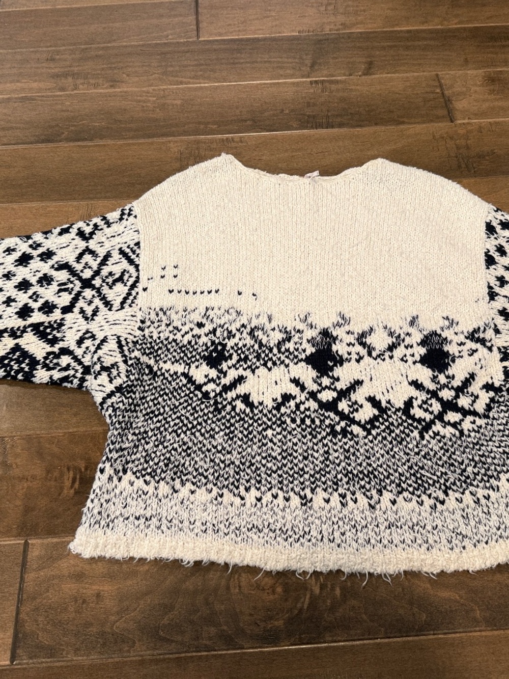 Free People Navy and White Heavy Knit Sweater